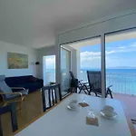 Sobre La Playa *